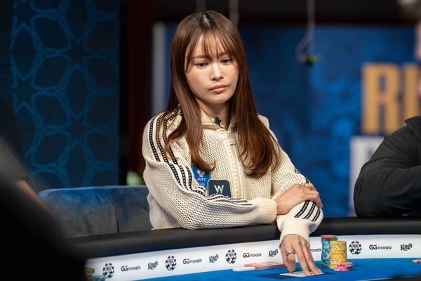 Shiina Okamoto shines as bubble bursts in record-breaking WSOPE Main Event