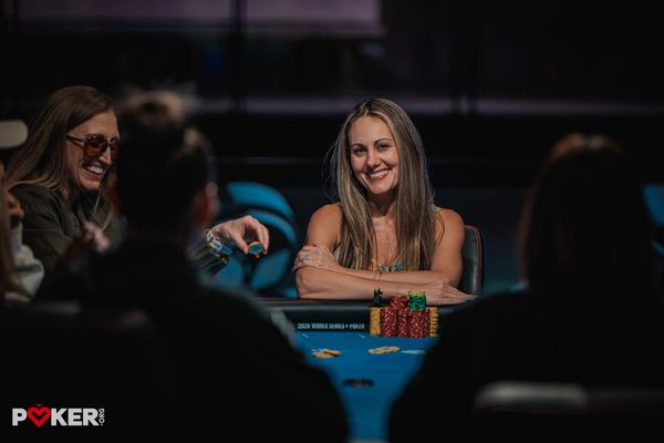 Friday night lights: WSOP women take center stage on Day 2