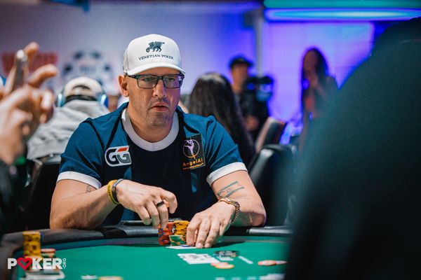 Michael Mizrachi's title defence rolls on into WSOP Main Event Day 5